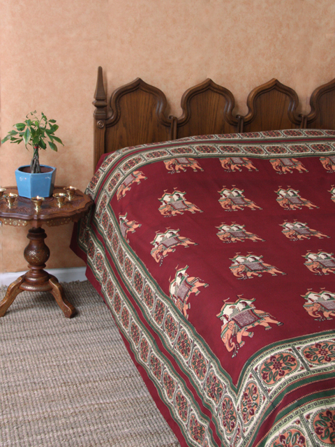 mr_burgundy_elephant_bedspread