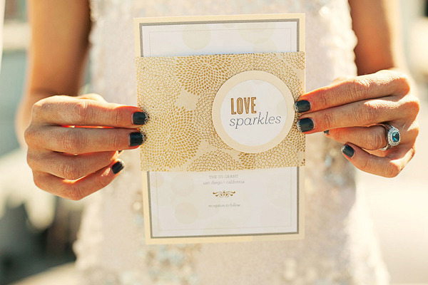 white and gold wedding ideas