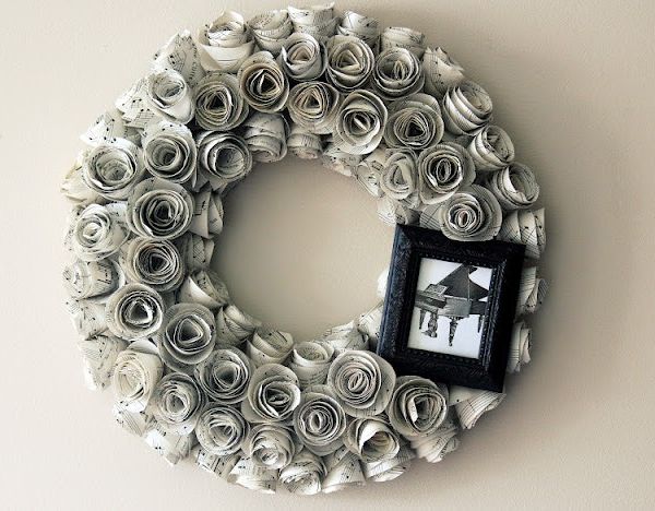 Sheet music wreath