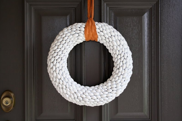 The acorn wreath