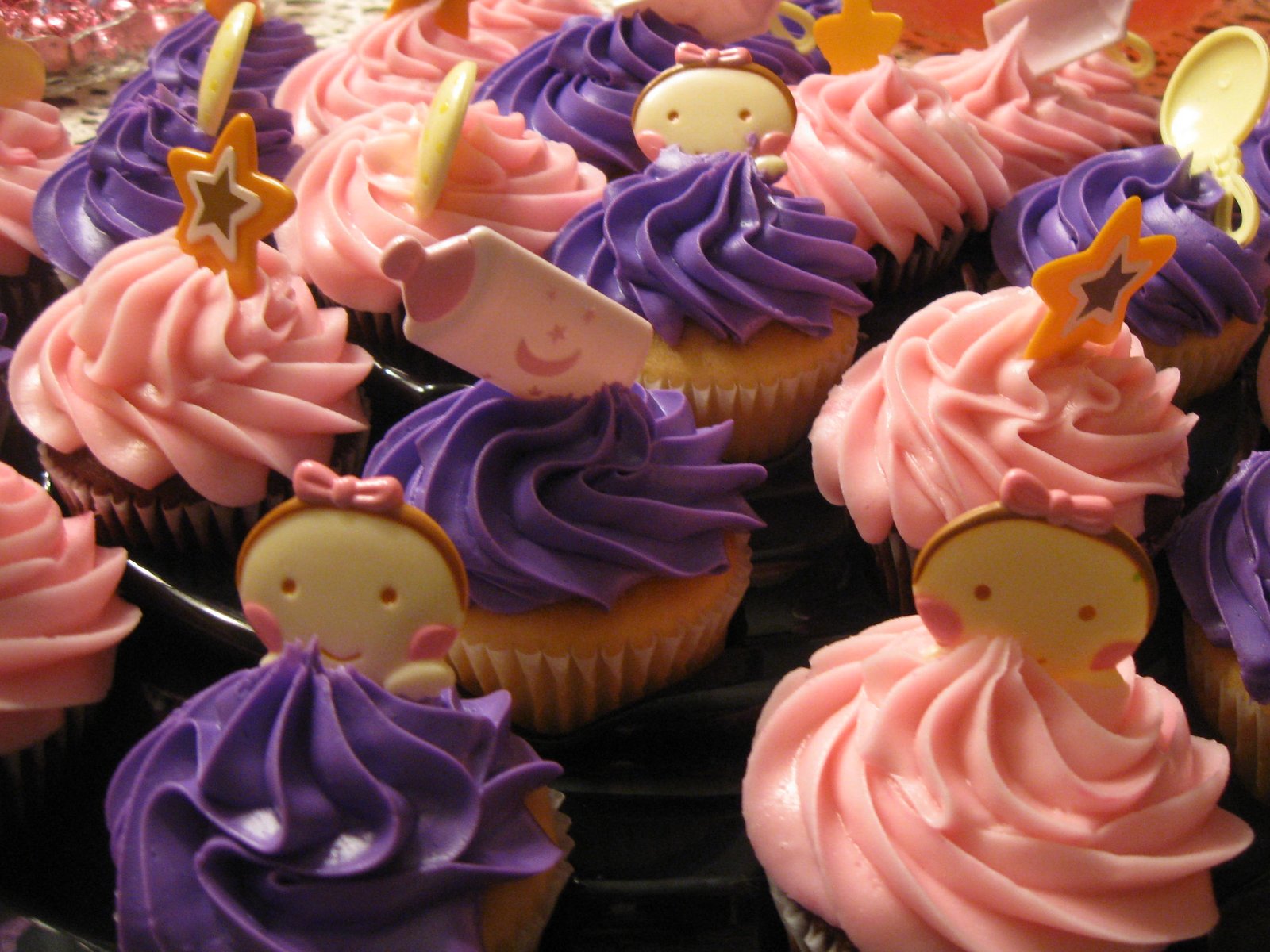 Pink and purple cupcakes