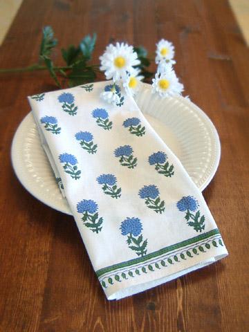 Moonlit Taj ~ White Floral Dinner Table Napkins