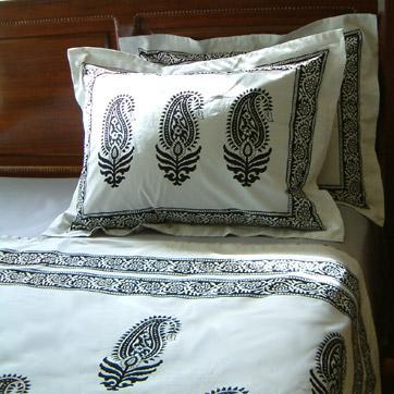 Paisley Au Lait~ Modern Designer Black & White Pillow Cover Sham