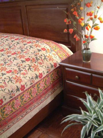 Colorful Bedspreads on Tropical Garden   Colorful Red Floral Country King Bedspread