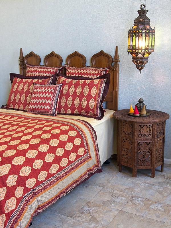 indian bedding sets with red orange duvet cover in a medallion pattern