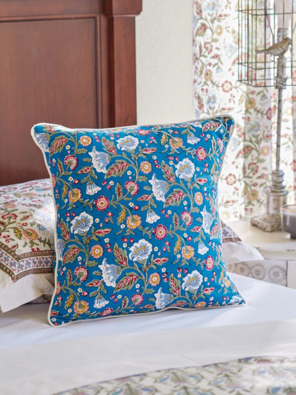 blue floral throw pillow cover
