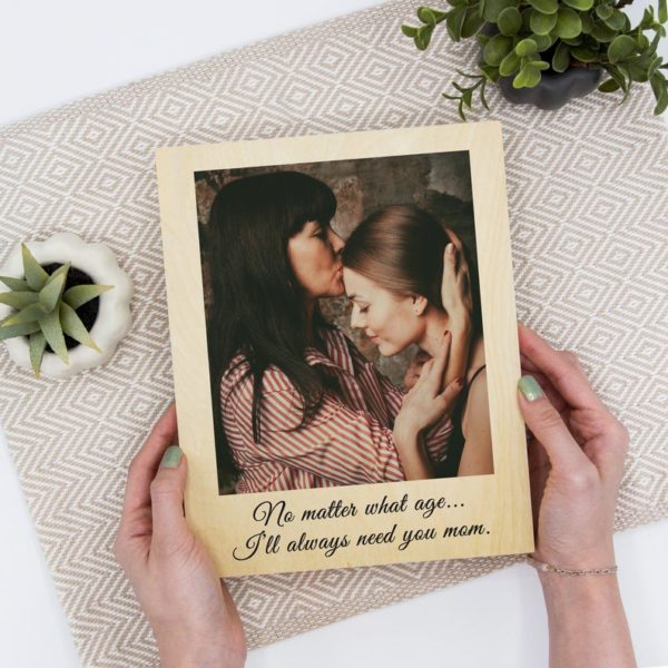 mother daughter photo, a meaningful Mother's day gift