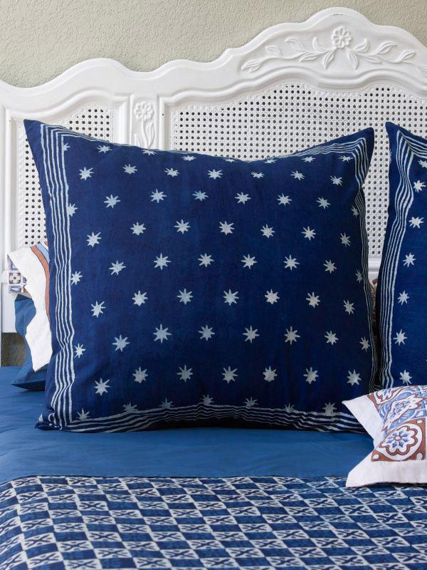 navy blue pillows with white stars