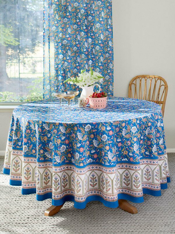 blue floral tablecloth, round, with border and French provincial pattern