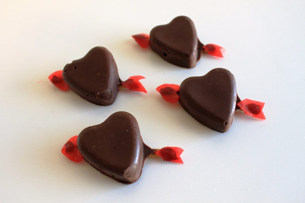 DIY chocolate hearts with cupid's arrows from My Own Road