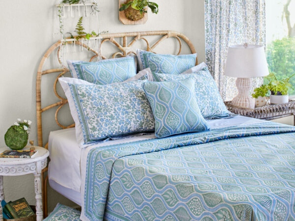 Floral Comforter Sets  All Season Bedding Solution – Emerald Decor Ideas