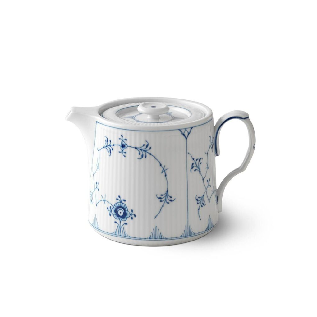 White and blue fluted teapot