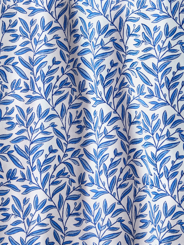 English Gardens (CP) ~ White Fabric With Blue Botanical Print