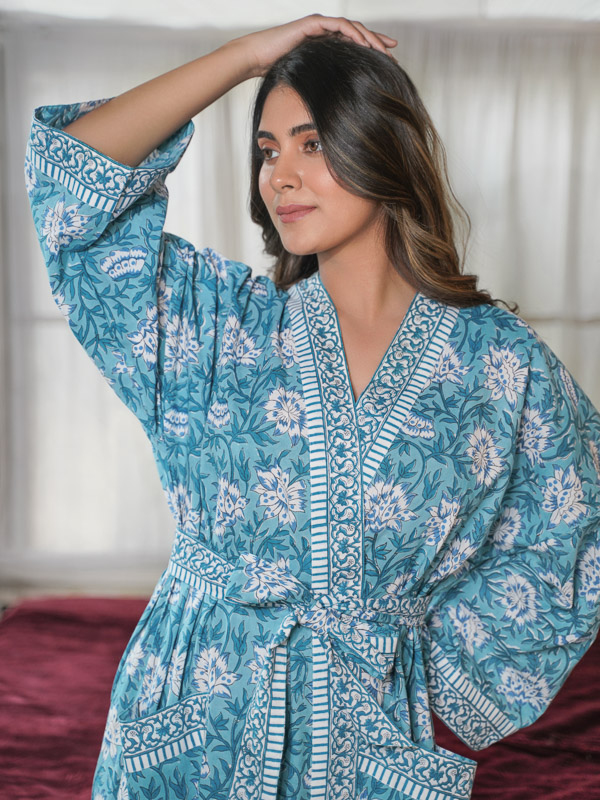 indlysende Mose Forskelsbehandling Kimono Robe, Cotton Yukata, Floral, Blue | Saffron Marigold