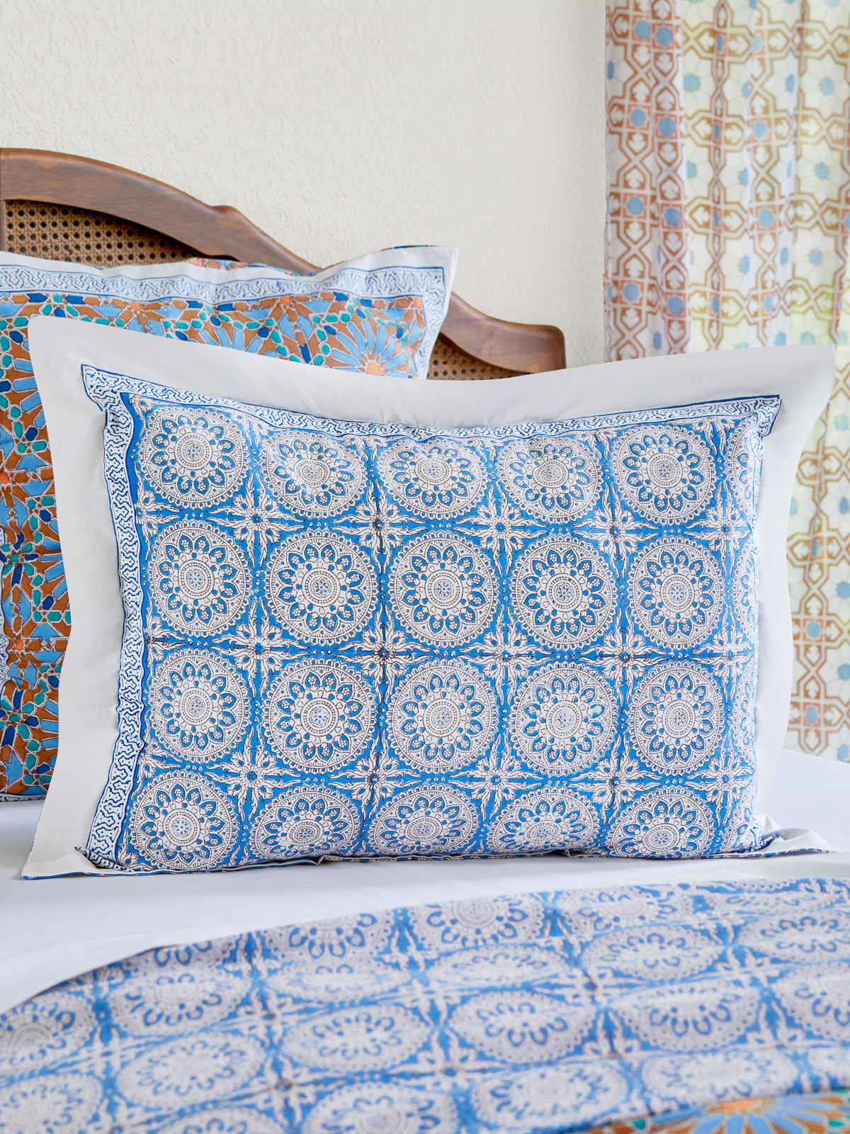 Mosaique Bleue - Medallion ~ Pillow Sham