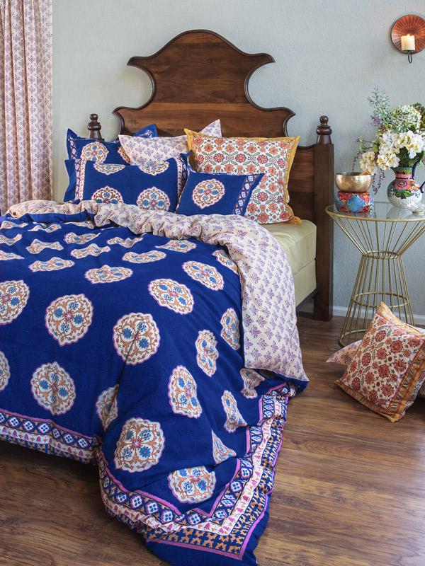 The Pillow Collection Winslet Floral Bedding Sham Orange Standard/20 x 26 