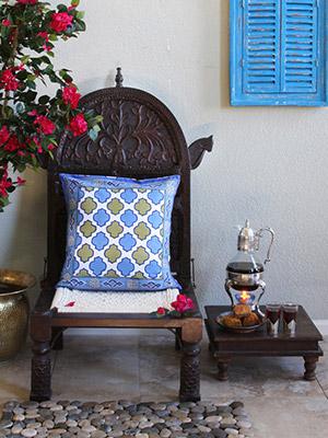 Casablanca (CP) ~ Moroccan Style White Quatrefoil Cushion Cover