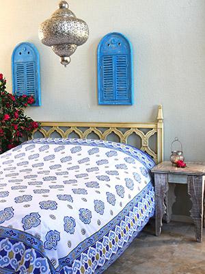 Casablanca Blues - White ~Moroccan Quatrefoil Print Bedspread