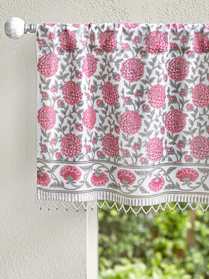 Dahlia Daydreams ~ Pink Floral Romantic Window Valance