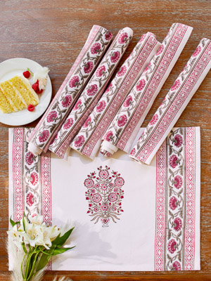 Dahlia Daydreams ~ Pink Floral Romantic Table Placemats