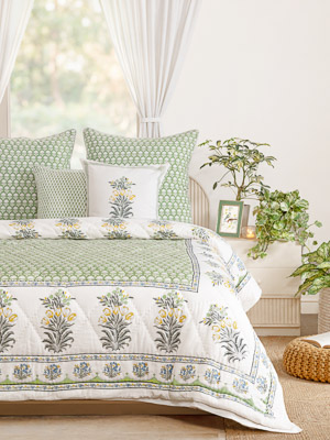 Jardin des Tuileries ~ Green Booti Floral Razai Quilt