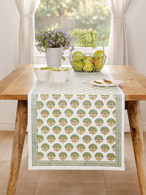 Jardin des Tuileries ~ Golden Fan Floral Cotton Table Runner