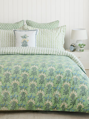Jardin des Tuileries ~ French Green Floral Allover Duvet