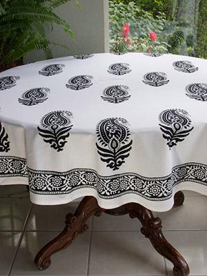 Paisley Au Lait ~ Black and White Round Paisley Tablecloths
