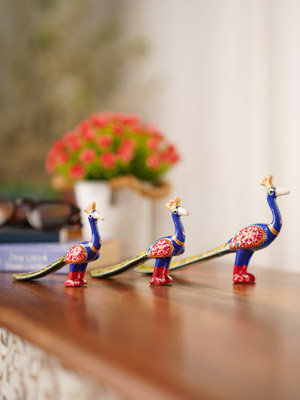 Peacock Plumes ~ Set of 3 Decorative Figurines