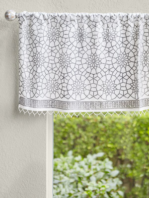 Royal Mansour Quartz ~ Moroccan Geometric Gray Trellis Valance