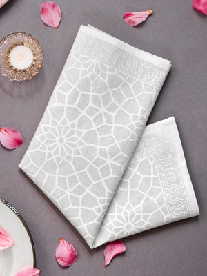 Royal Mansour ~ Moroccan Medallion Trellis White Dinner Napkins