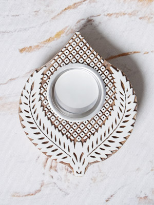 Pinecone Delight ~ Hand-Carved Wooden Tea Light Candle Holder